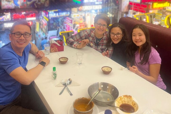 Um vibrante tour gastronômico e de patrimônio pelas ruas e mercados movimentados de Old Delhi, Índia, foto 17 | wizardtrip