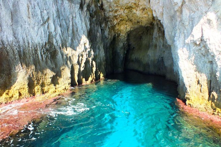 Ortigia Island and Sea Cave Exploration with Swimming | wizardtrip