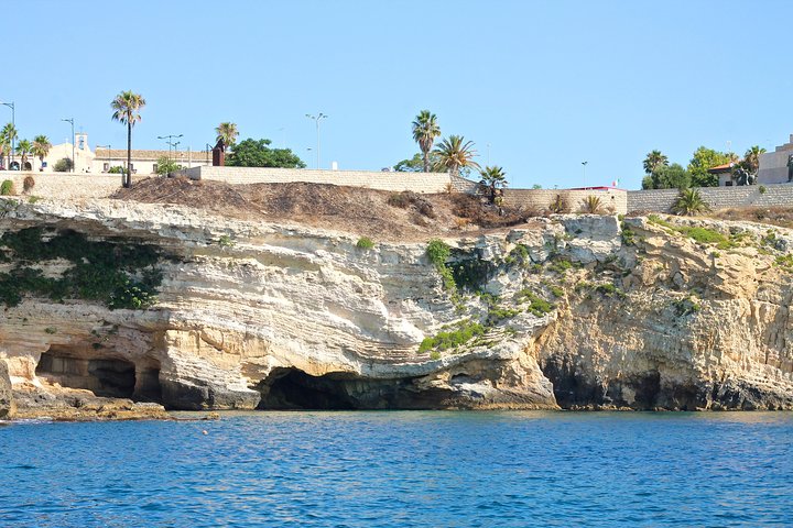 Bootstour zur Erkundung der Insel Ortigia, der Meereshöhlen und der Küste in Syrakus, Sizilien, Foto 6 | wizardtrip