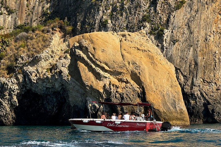 Bootstour zur Erkundung der Insel Ortigia, der Meereshöhlen und der Küste in Syrakus, Sizilien, Foto 12 | wizardtrip