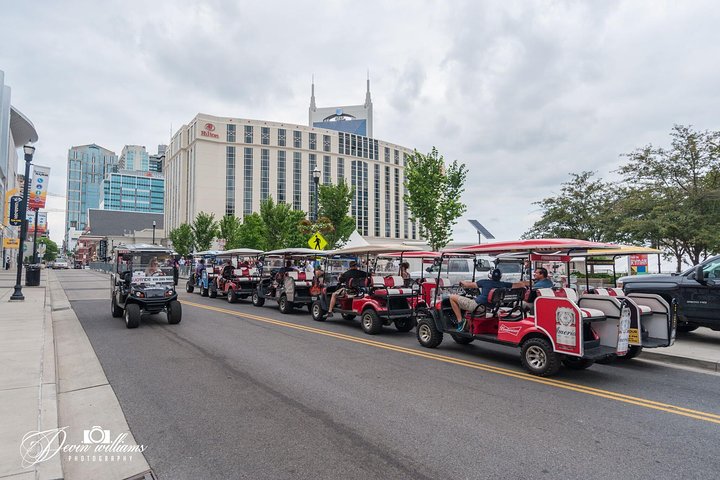 Golfkar sightseeingtour van Nashville bezienswaardigheden zoals Music Row en Ryman Auditorium, foto 13 | wizardtrip