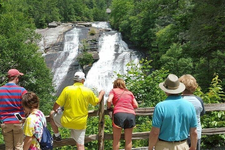 Randonnée panoramique aux cascades et route sur la Blue Ridge Parkway près d'Asheville, photo 8 | wizardtrip
