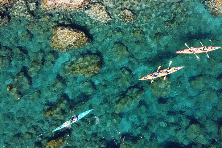 ロードス島海岸のシーカヤックアドベンチャー、洞窟やビーチを探検、写真24 | wizardtrip