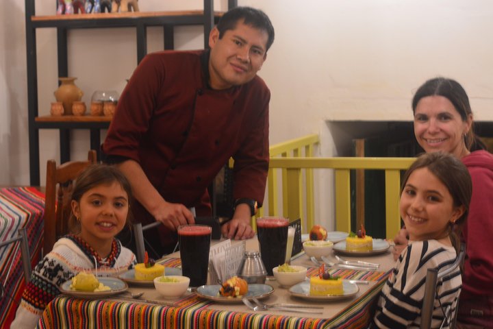 Apprenez la cuisine péruvienne traditionnelle et explorez les ingrédients locaux dans un cours pratique à Cusco, photo 67 | wizardtrip