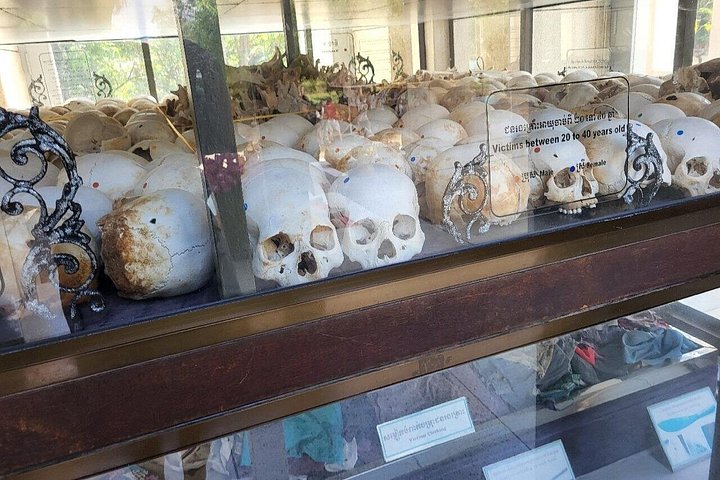 Historische rondleiding door de Killing Fields en het Tuol Sleng Genocide Museum in Phnom Penh, Cambodja, foto 24 | wizardtrip