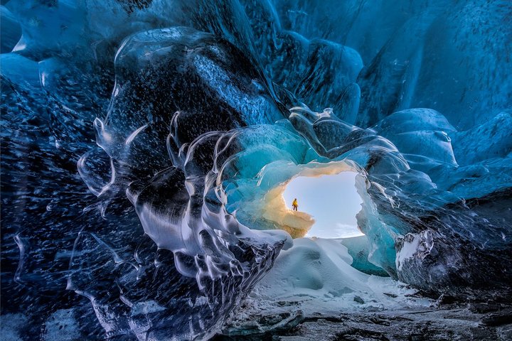 Utforsk en fantastisk naturlig isbre i Islands Vatnajökull nasjonalpark, tilgjengelig med super jeep, foto 9 | wizardtrip
