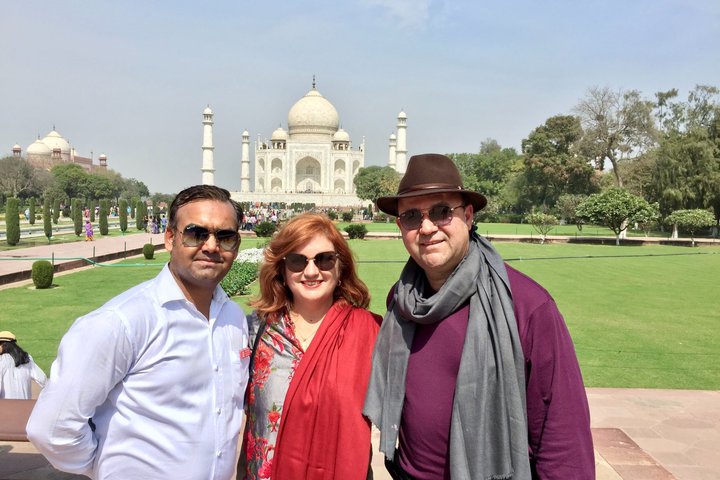 Excursion privée d'une journée de Delhi à Agra et au Taj Mahal en train express avec déjeuner | wizardtrip