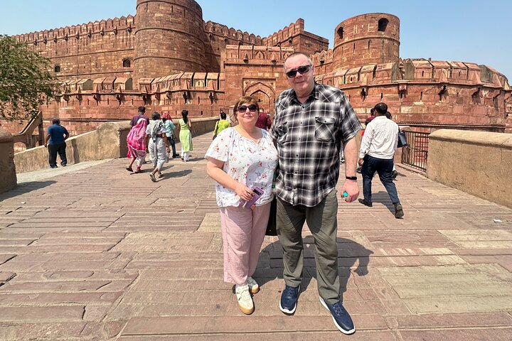En privat dagstur til Taj Mahal og Agra Fort fra Delhi med eksprestog, inklusive frokost, foto 14 | wizardtrip