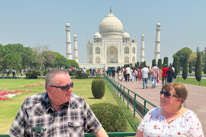 En privat dagstur til Taj Mahal og Agra Fort fra Delhi med eksprestog, inklusive frokost, foto 17 | wizardtrip