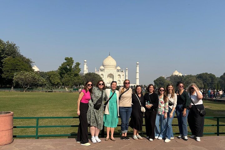 En privat dagstur til Taj Mahal og Agra Fort fra Delhi med eksprestog, inklusive frokost, foto 24 | wizardtrip