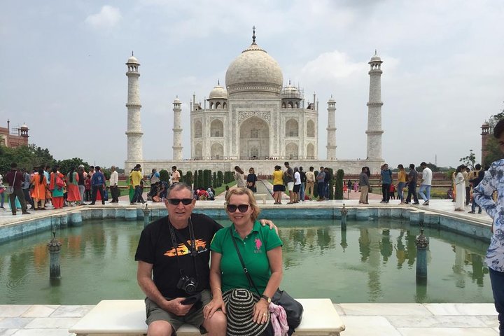 En privat dagstur til Taj Mahal og Agra Fort fra Delhi med eksprestog, inklusive frokost, foto 36 | wizardtrip