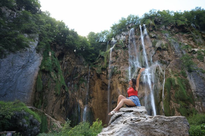 Geführte Tagestour zum Nationalpark Plitvicer Seen ab Zadar, Kroatien, mit Wasserfällen und Seen, Foto 10 | wizardtrip