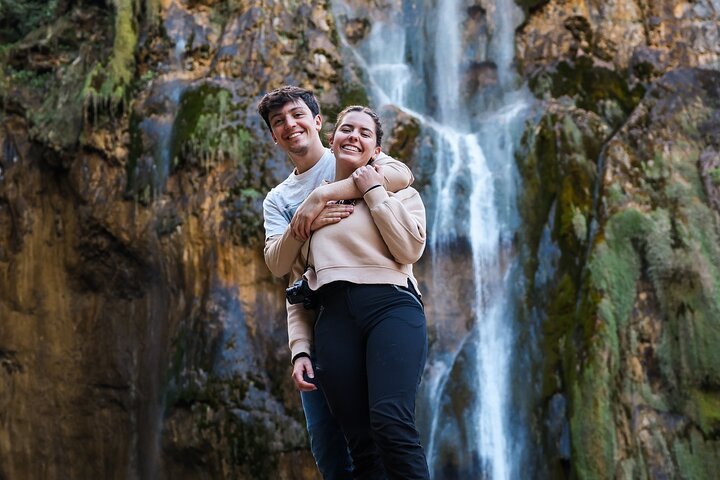 Geführte Tagestour zum Nationalpark Plitvicer Seen ab Zadar, Kroatien, mit Wasserfällen und Seen, Foto 22 | wizardtrip