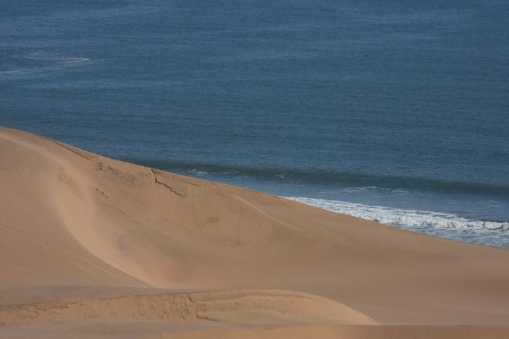 Oplev det dramatiske møde mellem ørkenklitter og hav på en 4x4-tur i Walvis Bay, Namibia, foto 9 | wizardtrip