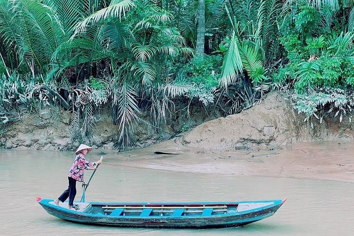 Explore the lush Mekong Delta with a sampan boat ride, local lunch, and cultural experiences in Vietnam, photo 25 | wizardtrip