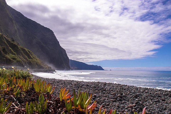 Explore a deslumbrante costa oeste da Madeira, incluindo a Floresta do Fanal e as piscinas naturais de Porto Moniz, num passeio cénico em pequeno grupo, foto 6 | wizardtrip