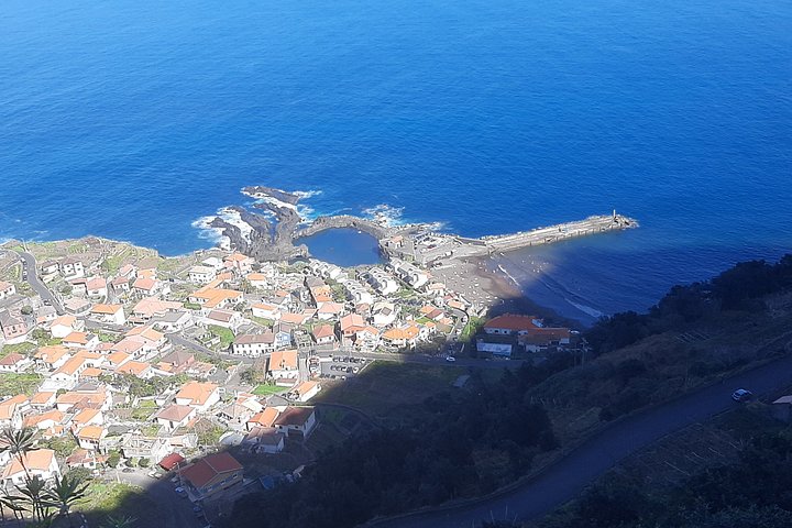 Explore a deslumbrante costa oeste da Madeira, incluindo a Floresta do Fanal e as piscinas naturais de Porto Moniz, num passeio cénico em pequeno grupo, foto 31 | wizardtrip