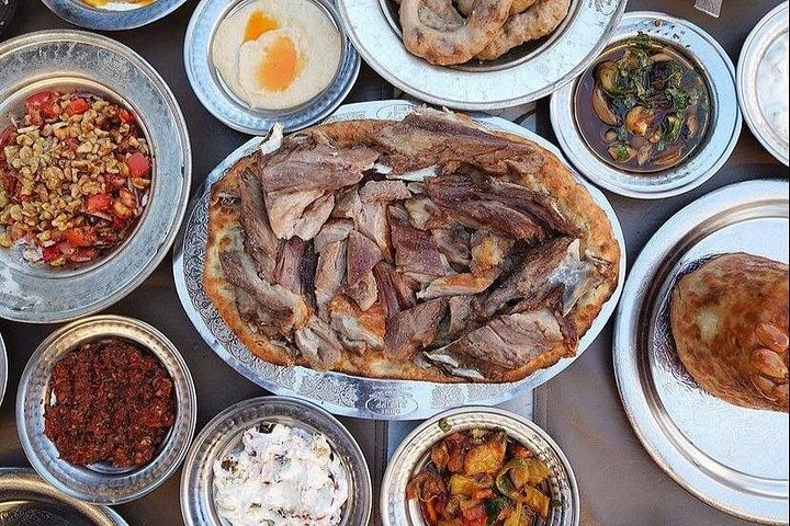 Upplev en traditionell turkisk middag och en UNESCO-erkänd dervishshow i Istanbul, foto 24 | wizardtrip