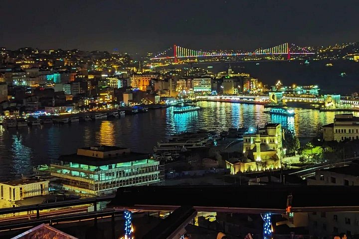 Un tour culinario e panoramico di Istanbul con street food, viste dal rooftop e cena tradizionale, foto 14 | wizardtrip