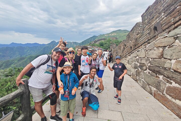 Tour de autocarro para a Grande Muraille de Mutianyu, Pequim, China, oferecendo vistas panorâmicas e exploração histórica, foto 19 | wizardtrip