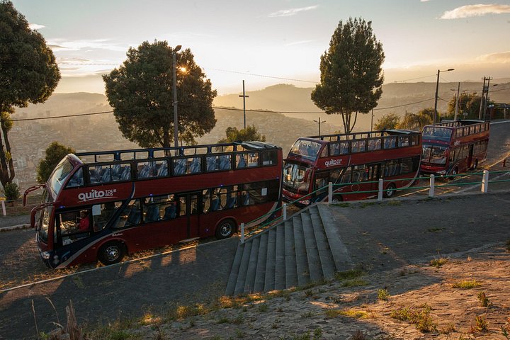 Tour in autobus a due piani delle attrazioni storiche e moderne di Quito, incluso il punto panoramico del Panecillo, foto 12 | wizardtrip