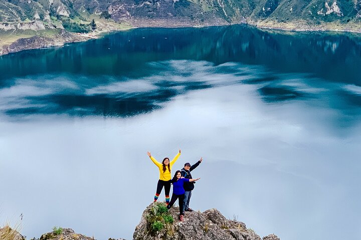 Heldagstur til Quilotoa-lagunen fra Quito, Ecuador, med fantastisk udsigt over krater søen og andinsk landskab, foto 7 | wizardtrip