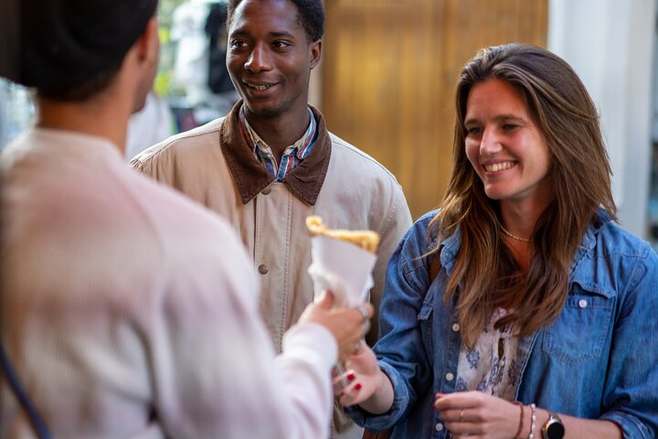 A guided food tour in Montmartre, Paris, featuring French cuisine and local specialties, photo 11 | wizardtrip