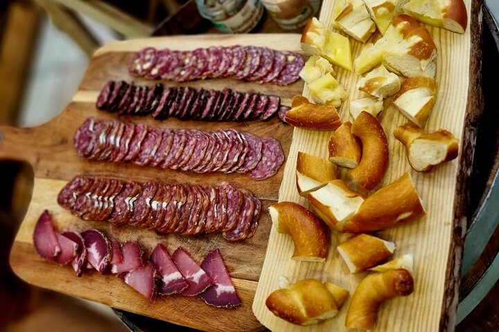 フランス、ストラスブールでのガイド付きフードツアー。伝統的なアルザス料理と地元の飲み物をお楽しみください、写真6 | wizardtrip