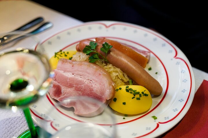 フランス、ストラスブールでのガイド付きフードツアー。伝統的なアルザス料理と地元の飲み物をお楽しみください、写真11 | wizardtrip