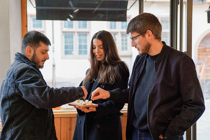 フランス、ストラスブールでのガイド付きフードツアー。伝統的なアルザス料理と地元の飲み物をお楽しみください、写真12 | wizardtrip