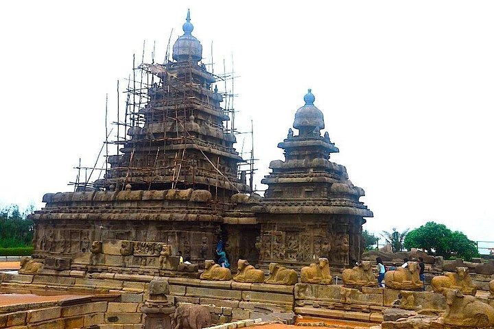 Udforsk gamle klippeskårne templer og skulpturer i Mahabalipuram, en historisk kystby i Indien, foto 7 | wizardtrip