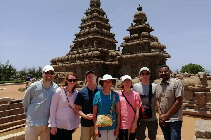 Udforsk gamle klippeskårne templer og skulpturer i Mahabalipuram, en historisk kystby i Indien, foto 10 | wizardtrip