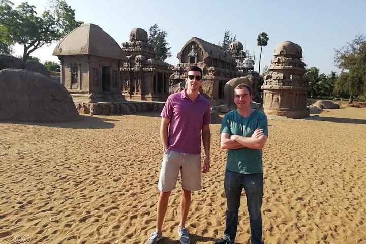 Udforsk gamle klippeskårne templer og skulpturer i Mahabalipuram, en historisk kystby i Indien, foto 16 | wizardtrip