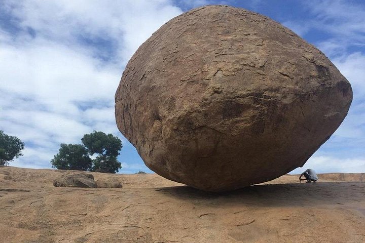 Udforsk gamle klippeskårne templer og skulpturer i Mahabalipuram, en historisk kystby i Indien, foto 26 | wizardtrip