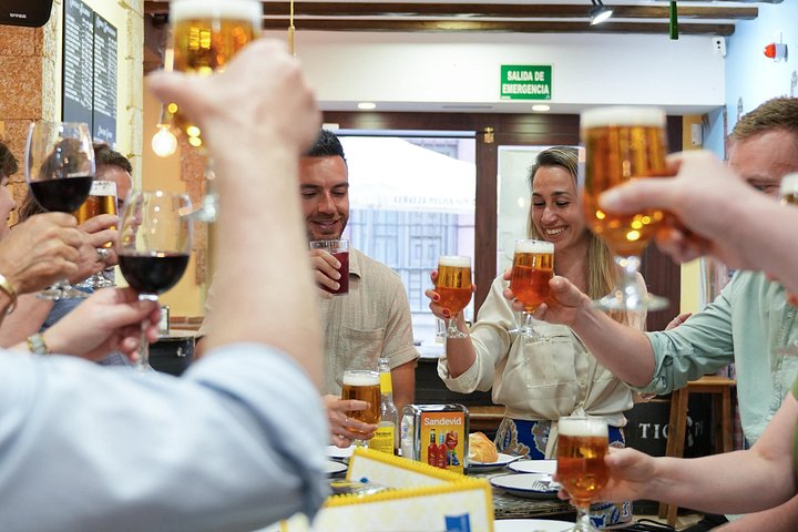 Avond tapas tour in Málaga, Spanje, met lokale gerechten en drankjes, foto 9 | wizardtrip