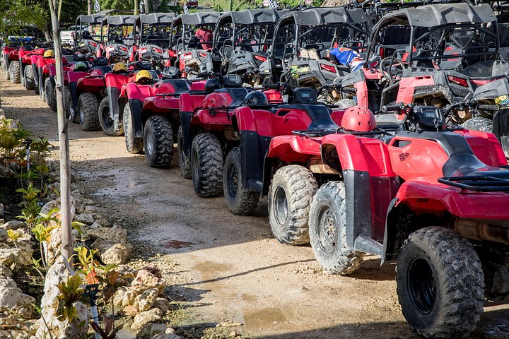 Experience a thrilling 4x4 adventure in Punta Cana, Dominican Republic, with ATV riding, local tastings, and beach relaxation, photo 23 | wizardtrip