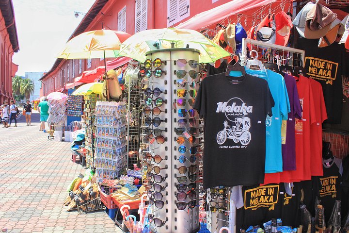 Explore historical Malacca's landmarks, including Dutch Square, St. Paul's Church, and Jonker Street, photo 19 | wizardtrip
