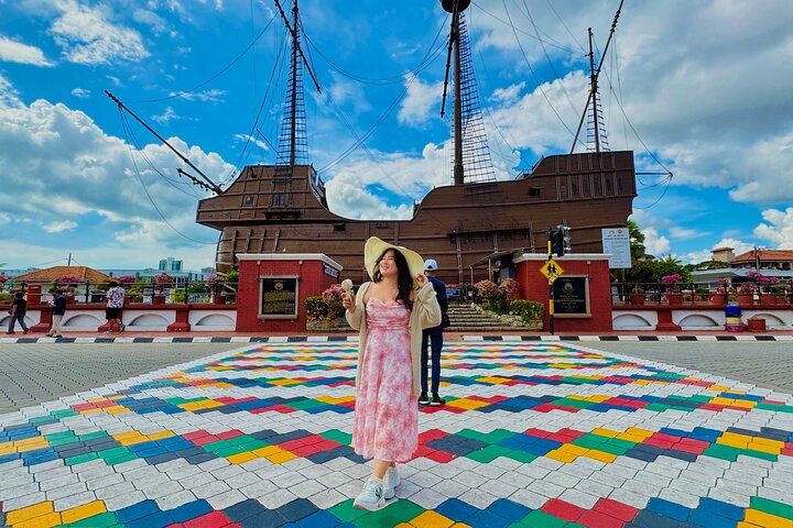 Explore historical Malacca's landmarks, including Dutch Square, St. Paul's Church, and Jonker Street, photo 27 | wizardtrip
