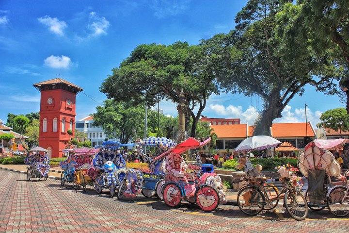 Explore historical Malacca's landmarks, including Dutch Square, St. Paul's Church, and Jonker Street, photo 30 | wizardtrip