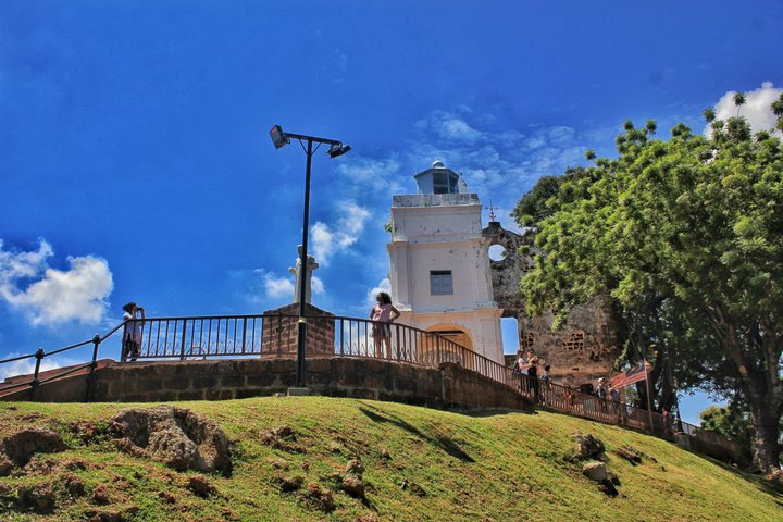 Explore historical Malacca's landmarks, including Dutch Square, St. Paul's Church, and Jonker Street, photo 36 | wizardtrip