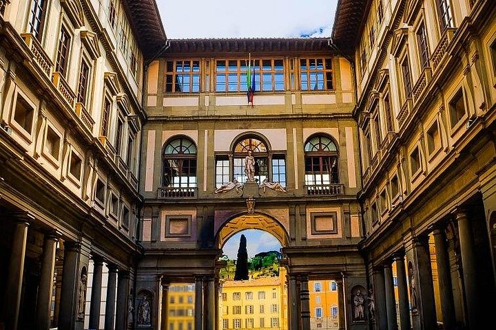Walking tour of Florence's historic center, including the Duomo and Ponte Vecchio, photo 9 | wizardtrip