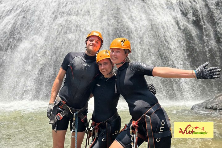Canyoning adventure at Datanla Waterfall in Da Lat, Vietnam, photo 10 | wizardtrip