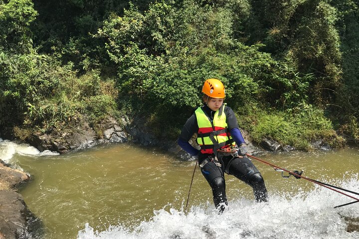 Canyoning adventure at Datanla Waterfall in Da Lat, Vietnam, photo 23 | wizardtrip
