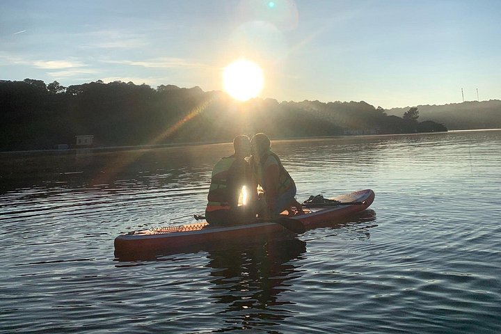 Kajak- und SUP-Abenteuer auf dem Tuyen Lam See in Da Lat, Vietnam, mit malerischer Aussicht, Foto 7 | wizardtrip