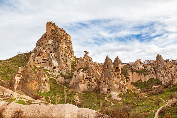Explore as paisagens únicas da Capadócia, chaminés de fada, habitações em cavernas e locais antigos num tour privado de dia inteiro, foto 7 | wizardtrip