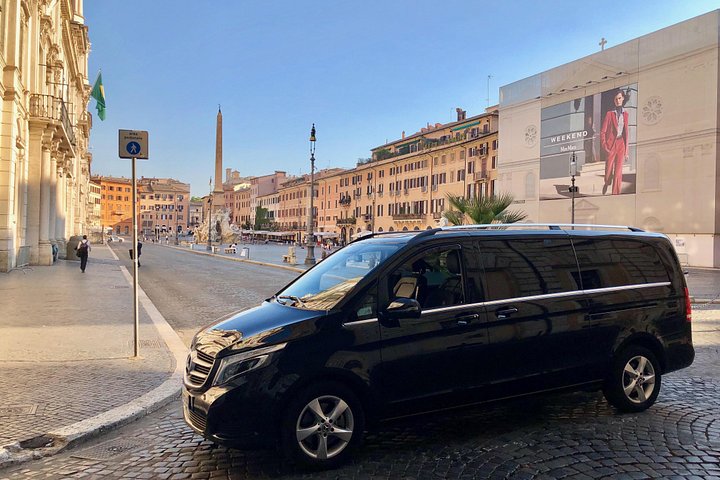 Transfert aéroport privé de luxe de Fiumicino à Rome en Mercedes, photo 6 | wizardtrip