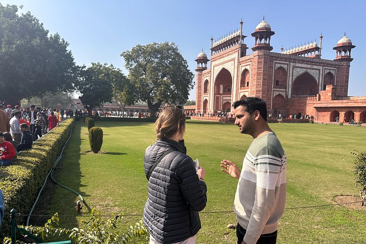 Viagem de um dia ao Taj Mahal e Forte de Agra a partir de Delhi de comboio, foto 8 | wizardtrip