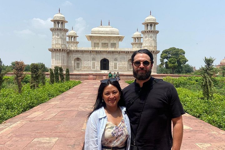 Viagem de um dia ao Taj Mahal e Forte de Agra a partir de Delhi de comboio, foto 17 | wizardtrip