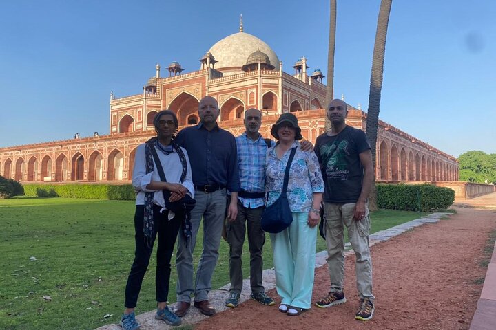 Esplora le meraviglie storiche e moderne di Delhi con un tour guidato privato, inclusi monumenti iconici e mercati vivaci, foto 13 | wizardtrip
