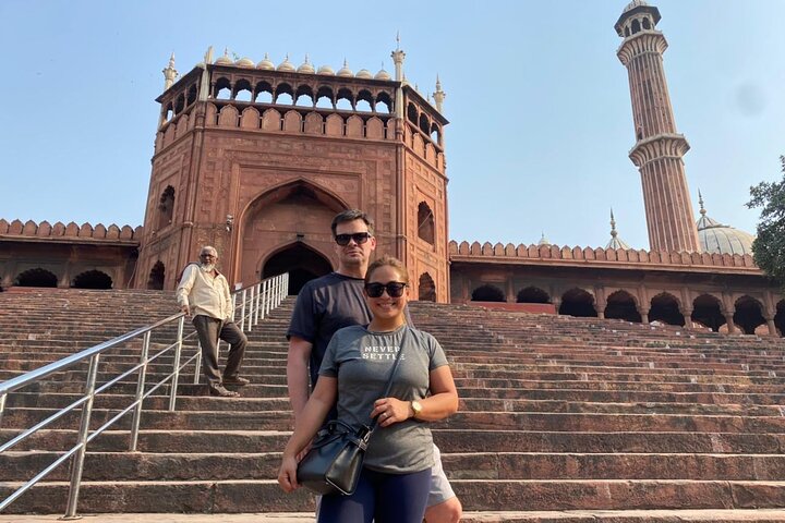 Esplora le meraviglie storiche e moderne di Delhi con un tour guidato privato, inclusi monumenti iconici e mercati vivaci, foto 18 | wizardtrip